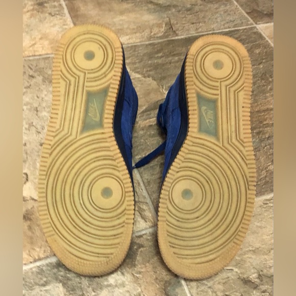 Nike Air Force 1 High LV8 (GS) 6Y - Picture 6 of 8